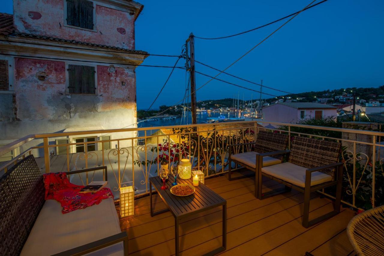 Paola'S Full Sea View House Apartment Gaios Exterior photo